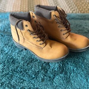 Rocket Dog Tan Combat Boots